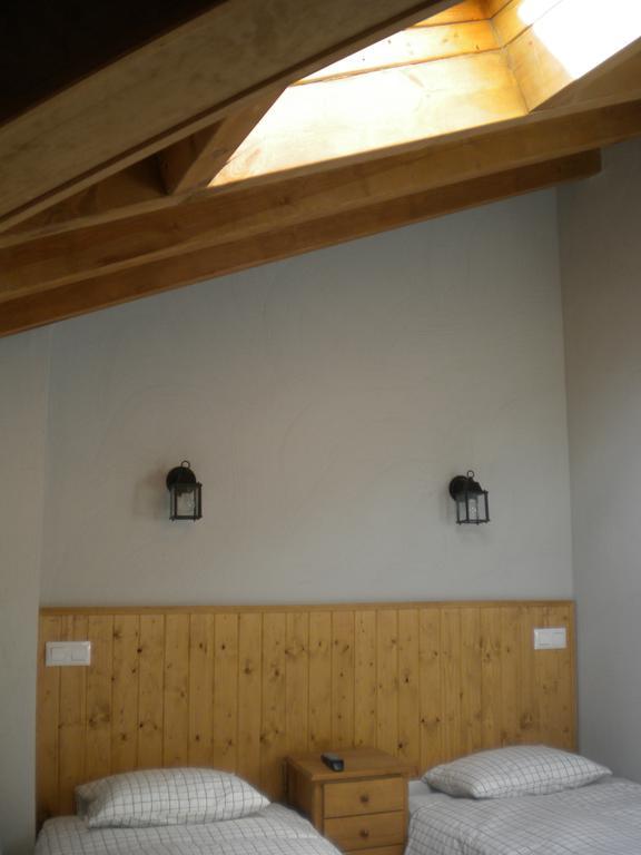 Hostal Rural Las Cuatro Calles San Martín del Pimpollar Стая снимка